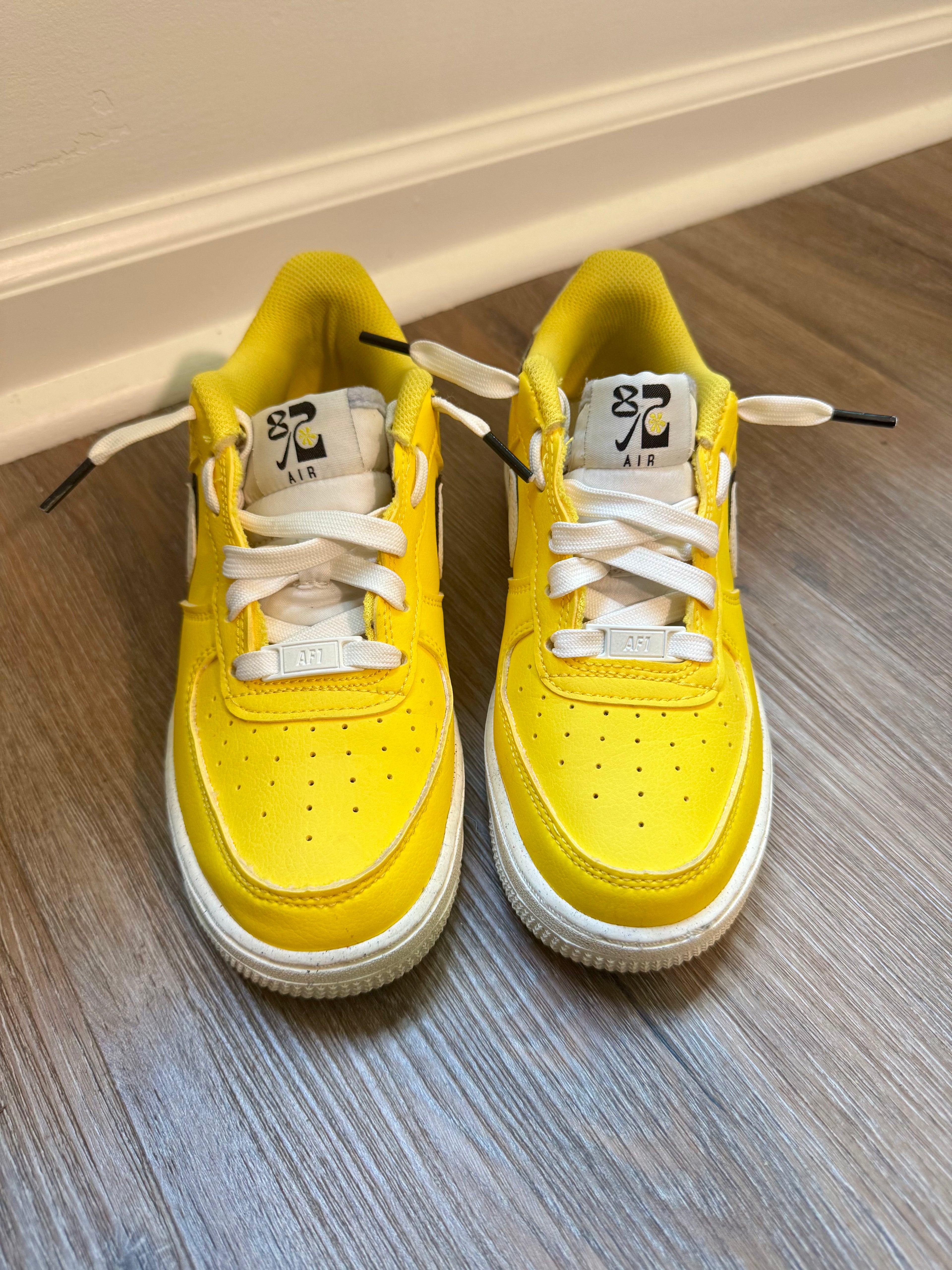•RELOVED• Kids Size 4y | Custom Nike Air Force 1